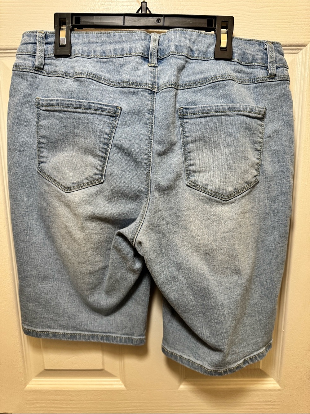d. jeans Light Blue Women’s Jean Shorts - Picture 3 of 3